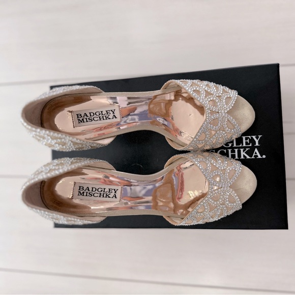Badgley Mischka Harris Peep Toe d'Orsay Pumps, Size 7 - Picture 7 of 13